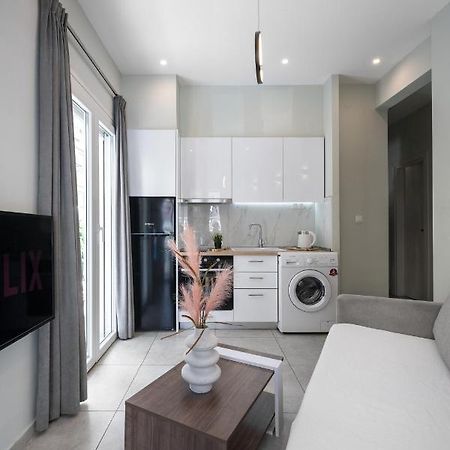 Mavili, The Luxury Suites Thessaloniki Buitenkant foto